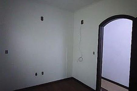 Casa à venda com 2 quartos, 150m² em Parque Novo Oratório, Santo André