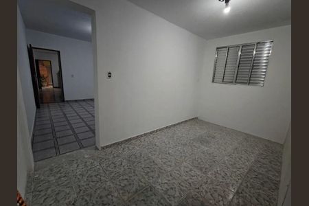 Casa à venda com 4 quartos, 200m² em Jardim Las Vegas, Santo André