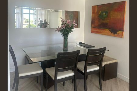 Apartamento à venda com 2 quartos, 60m² em Vila Alexandria, São Paulo