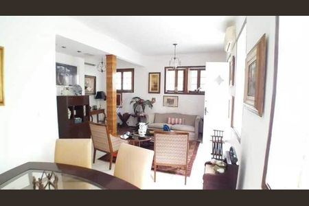 Casa à venda com 110m², 3 quartos e sem vaga