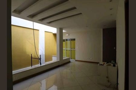 Casa à venda com 6 quartos, 400m² em Maracanã, Rio de Janeiro