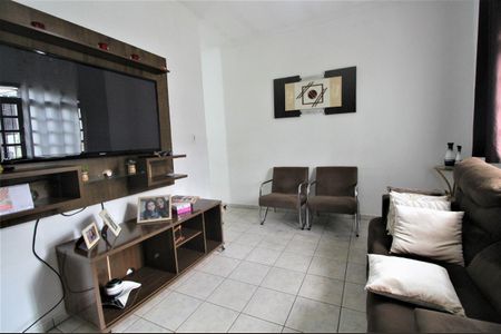 Casa à venda com 3 quartos, 127m² em Utinga, Santo André