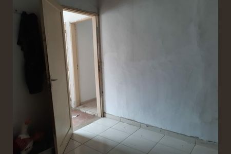 Casa à venda com 6 quartos, 210m² em Parque das Nações, Santo André