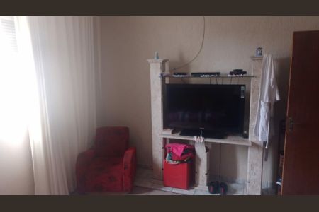 Casa à venda com 3 quartos, 185m² em Cidade São Jorge, Santo André