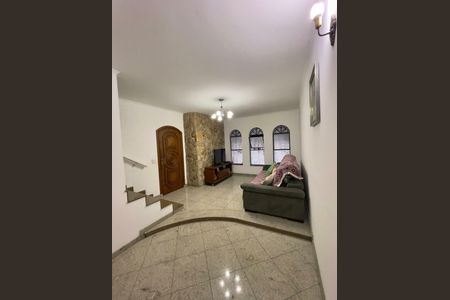 Casa à venda com 3 quartos, 130m² em Santa Maria, Santo André