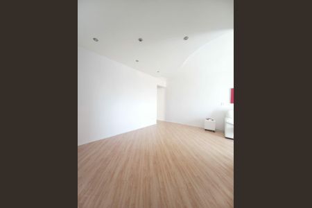 Apartamento à venda com 3 quartos, 75m² em Vila Apiai, Santo André