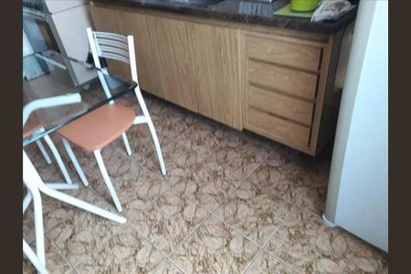 Casa à venda com 3 quartos, 125m² em Jardim Las Vegas, Santo André