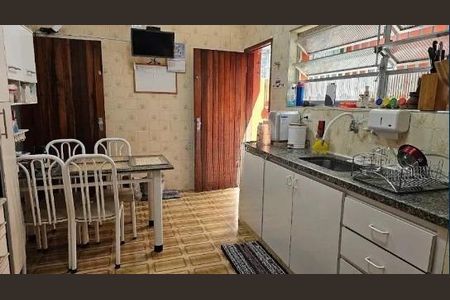 Casa à venda com 170m², 3 quartos e 2 vagas