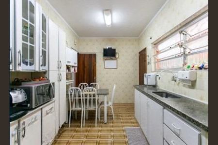 Casa à venda com 170m², 3 quartos e 2 vagas