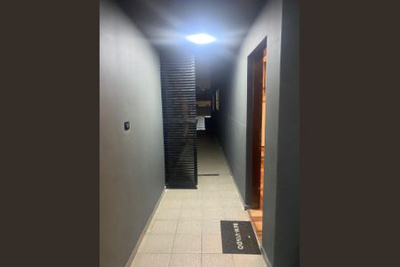 Casa à venda com 3 quartos, 130m² em Jardim Santo Elias, São Paulo