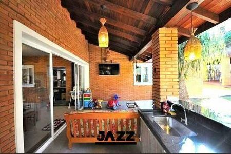 Casa à venda com 392m², 5 quartos e 4 vagas