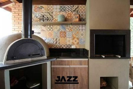 Casa à venda com 392m², 5 quartos e 4 vagas