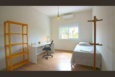 Casa à venda com 392m², 5 quartos e 4 vagas