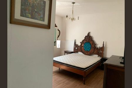 Casa à venda com 4 quartos, 350m² em Cidade São Francisco, São Paulo