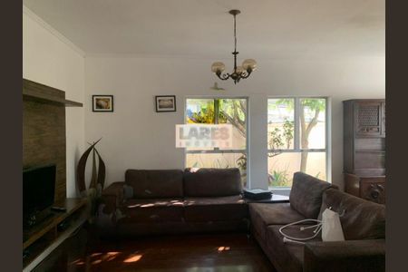 Casa à venda com 4 quartos, 350m² em Cidade São Francisco, São Paulo