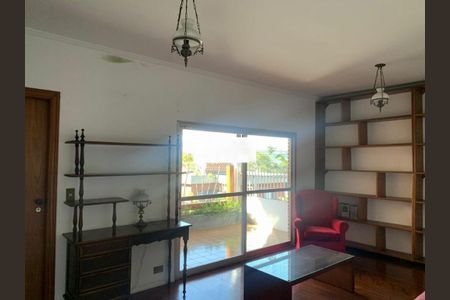 Casa à venda com 4 quartos, 350m² em Cidade São Francisco, São Paulo