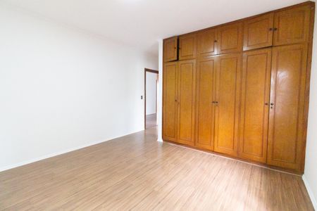 Casa à venda com 350m², 4 quartos e 3 vagasQuarto 4