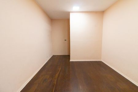 Casa à venda com 350m², 4 quartos e 3 vagasSuíte