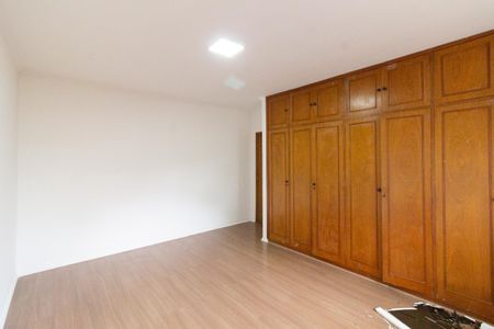 Casa à venda com 350m², 4 quartos e 3 vagasQuarto 1