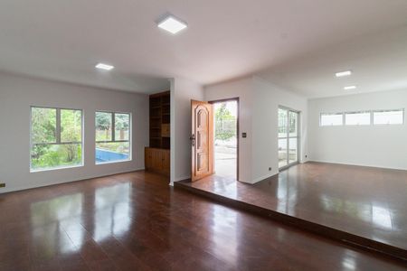 Sala de casa à venda com 4 quartos, 350m² em Cidade São Francisco, São Paulo