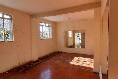 Casa à venda com 3 quartos, 150m² em Santo Antônio, Belo Horizonte