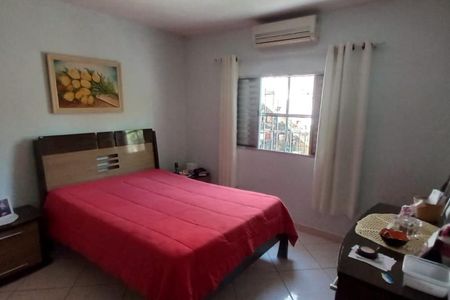 Casa à venda com 3 quartos, 200m² em Parque Boturussu, São Paulo