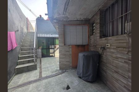 Casa à venda com 3 quartos, 136m² em Vila Paranagua, São Paulo