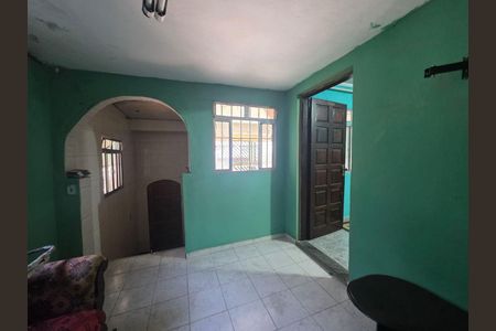 Casa à venda com 3 quartos, 136m² em Vila Paranagua, São Paulo
