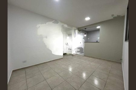 Apartamento à venda com 2 quartos, 47m² em Vila Satúrnia, Campinas