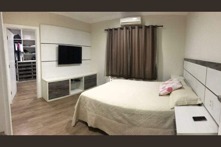 Casa à venda com 4 quartos, 226m² em Jardim Ipaussurama, Campinas