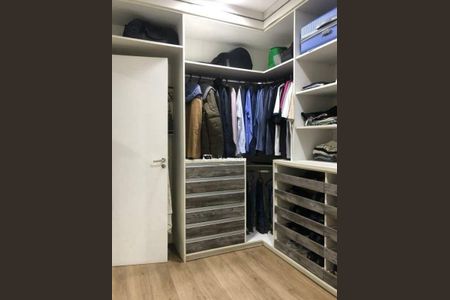 Casa à venda com 4 quartos, 226m² em Jardim Ipaussurama, Campinas