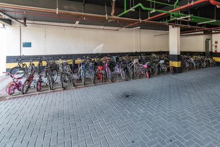Apartamento à venda com 67m², 2 quartos e 1 vaga Apartamento à venda com 67m², 2 quartos e 1 vagaÁrea comum - Bicicletário