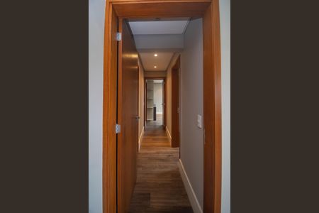 Apartamento à venda com 91m², 2 quartos e 2 vagasCorredor