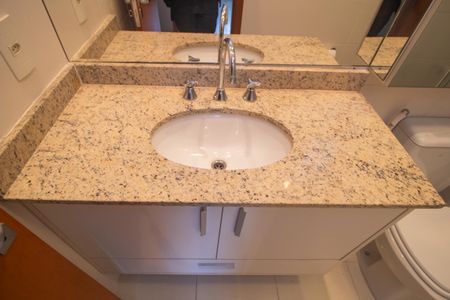 Apartamento à venda com 91m², 2 quartos e 2 vagasBanheiro