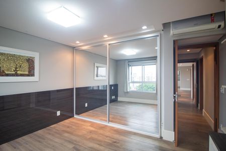 Apartamento à venda com 91m², 2 quartos e 2 vagasSuite