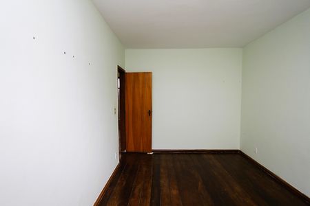 Quarto 1 de apartamento para alugar com 2 quartos, 72m² em Alto Caiçaras, Belo Horizonte