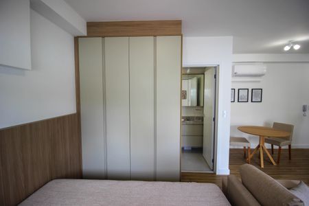 Quarto de apartamento para alugar com 1 quarto, 38m² em Jardim Portal da Colina, Sorocaba
