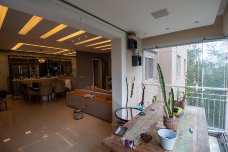 Varanda da Sala de apartamento para alugar com 2 quartos, 110m² em Conjunto Promorar Raposo Tavares, São Paulo