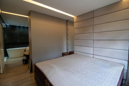 Quarto 1 de apartamento para alugar com 2 quartos, 110m² em Conjunto Promorar Raposo Tavares, São Paulo