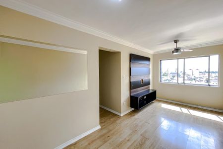 Sala de apartamento à venda com 2 quartos, 55m² em Vila Invernada, São Paulo