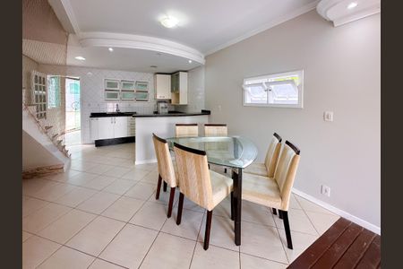 Casa para alugar com 90m², 2 quartos e 1 vagaSala de Jantar