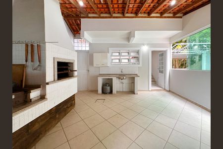 Casa para alugar com 90m², 2 quartos e 1 vagaChurrasqueira