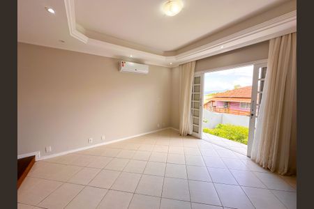 Casa para alugar com 90m², 2 quartos e 1 vagaSala de TV