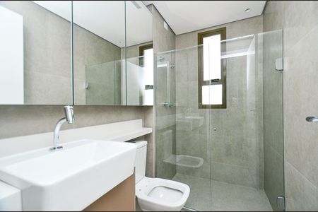 Apartamento à venda com 68m², 2 quartos e 2 vagas Apartamento à venda com 68m², 2 quartos e 2 vagasBanheiro Suite 2