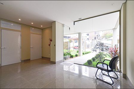 Apartamento à venda com 68m², 2 quartos e 2 vagas Apartamento à venda com 68m², 2 quartos e 2 vagasHall de Entrada
