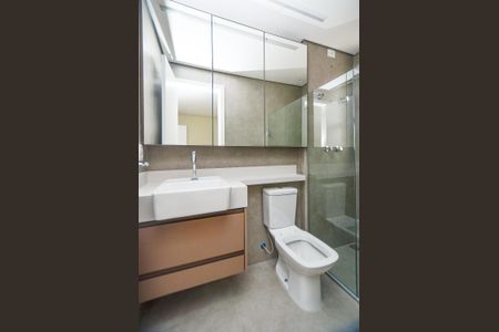 Apartamento à venda com 68m², 2 quartos e 2 vagas Apartamento à venda com 68m², 2 quartos e 2 vagasBanheiro Suite 1