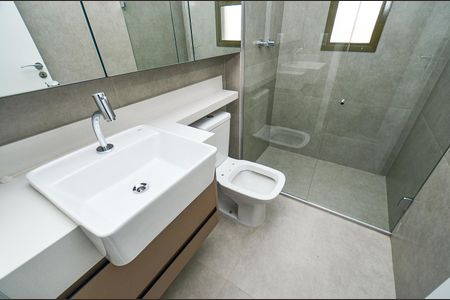 Apartamento à venda com 68m², 2 quartos e 2 vagas Apartamento à venda com 68m², 2 quartos e 2 vagasBanheiro Suite 2