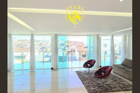 Casa à venda com 4 quartos, 190m² em Havaí, Belo Horizonte