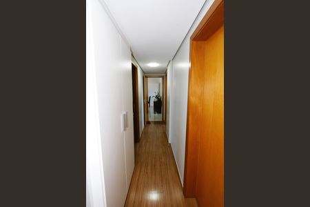 Apartamento à venda com 140m², 4 quartos e 4 vagasCorredor