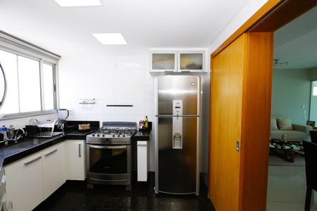 Apartamento à venda com 140m², 4 quartos e 4 vagasCozinha